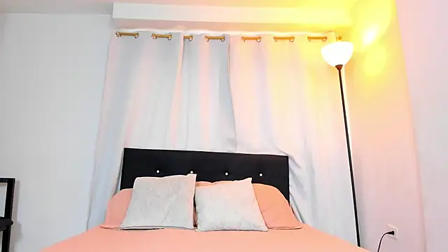 DailaSmith online show from March 4, 1:49 pm