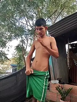 Snapshot of Valentinacuc chatting on September 17, 11:12 am Valentinacuc online show from September 17, 11:12 am