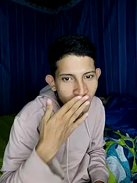 Snapshot of Valentinacuc chatting on October 15, 10:54 pm Valentinacuc online show from October 15, 10:54 pm