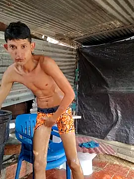 Snapshot of Valentinacuc chatting on October 17, 8:11 pm Valentinacuc online show from October 17, 8:11 pm