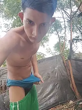 Snapshot of Valentinacuc chatting on November 6, 11:22 am Valentinacuc online show from November 6, 11:22 am