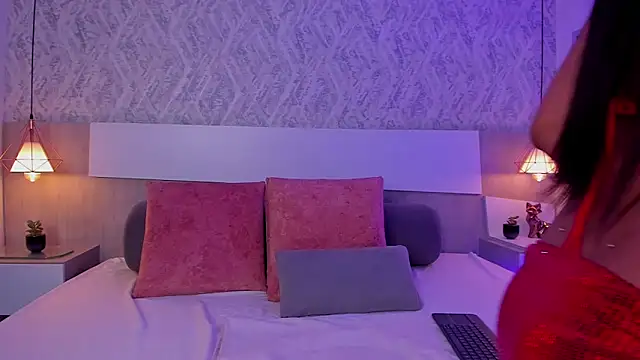 Snapshot of AishaPeyton chatting on February 12, 6:19 pm AishaPeyton online show from February 12, 6:19 pm