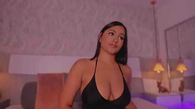 Snapshot of AishaPeyton chatting on November 7, 8:31 pm AishaPeyton online show from November 7, 8:31 pm