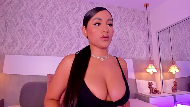 Snapshot of AishaPeyton chatting on November 22, 2:49 pm AishaPeyton online show from November 22, 2:49 pm