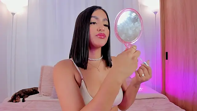 AishaPeyton online show from May 5, 6:43 am
