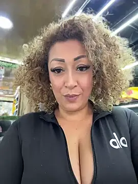 Katti Barrera online show from June 25, 7:51 pm