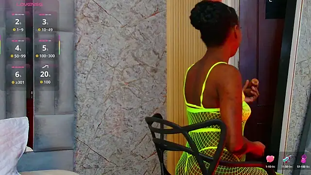 petitelittleebony online show from October 16, 2:56 am