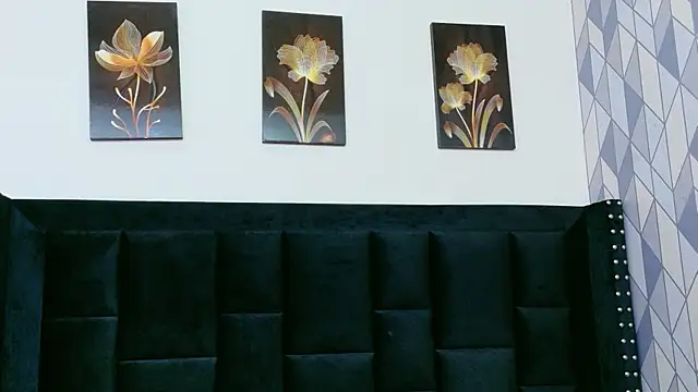 petitelittleebony online show from October 30, 2:57 am