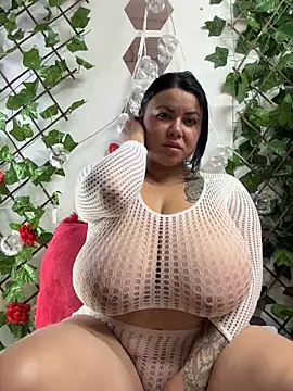 alicia squirt big online show from September 26, 3:21 am