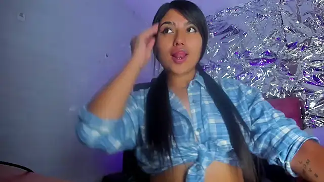 SarahStones online show from February 18, 7:48 am