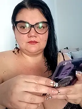 Madisonpalacio online show from November 24, 5:01 pm