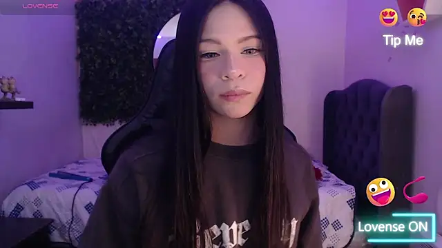 Snapshot of andy_bell_x chatting on March 9, 12:10 am andy bell x online show from March 9, 12:10 am