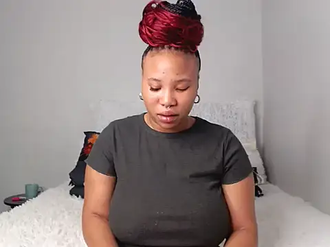 DrippinCaramelCutie online show from December 21, 9:36 pm