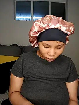 DrippinCaramelCutie online show from November 26, 1:28 am