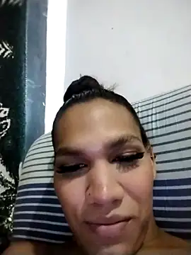 Sara-Smith- online show from May 1, 1:37 pm
