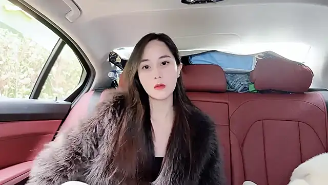 Snapshot of newwell chatting on February 27, 2:32 am newwell online show from February 27, 2:32 am