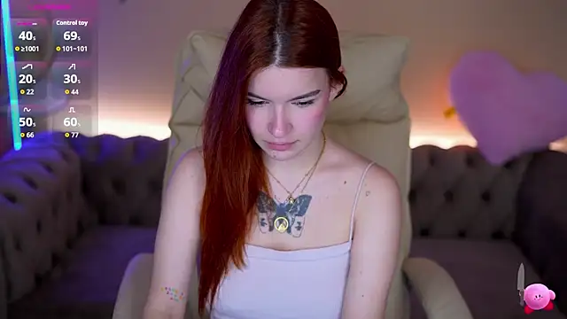 RedShinee online show from February 18, 7:15 am