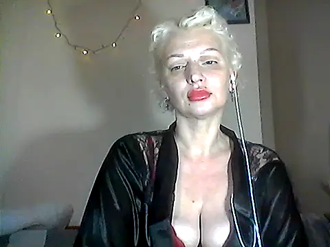 MaryJane441 online show from February 4, 9:42 pm