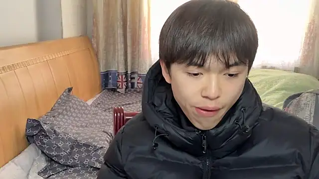 Snapshot of xiaottt1918 chatting on January 6, 4:47 am xiaottt1918 online show from January 6, 4:47 am