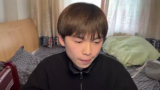 Snapshot of xiaottt1918 chatting on January 6, 7:52 am xiaottt1918 online show from January 6, 7:52 am