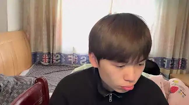 Snapshot of xiaottt1918 chatting on January 7, 5:01 am xiaottt1918 online show from January 7, 5:01 am