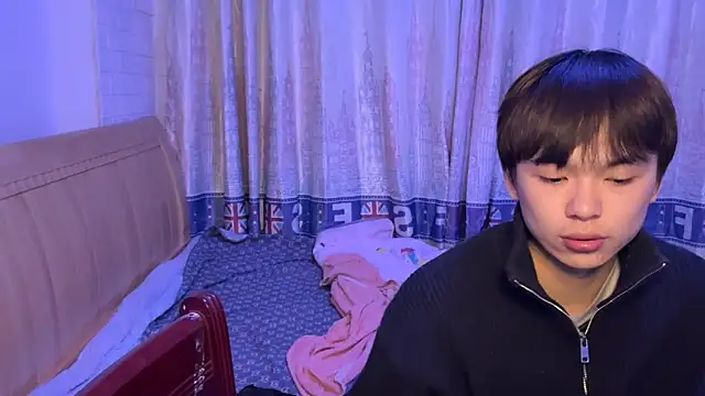 Snapshot of xiaottt1918 chatting on January 7, 5:53 pm xiaottt1918 online show from January 7, 5:53 pm