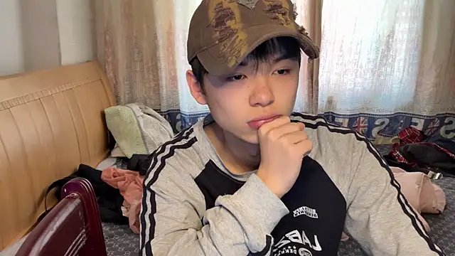 Snapshot of xiaottt1918 chatting on January 10, 8:29 am xiaottt1918 online show from January 10, 8:29 am