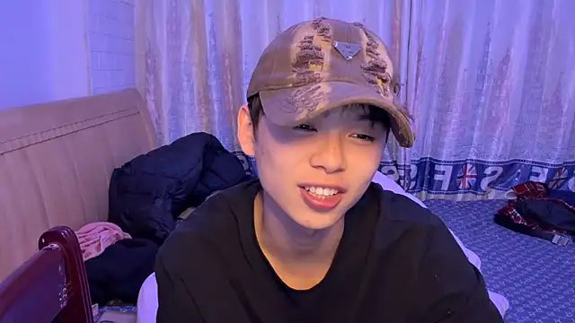 Snapshot of xiaottt1918 chatting on January 10, 11:33 am xiaottt1918 online show from January 10, 11:33 am