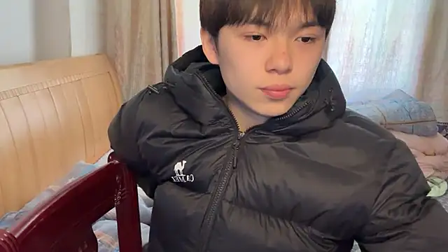 Snapshot of xiaottt1918 chatting on January 12, 7:21 am xiaottt1918 online show from January 12, 7:21 am