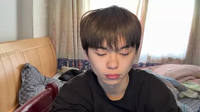 Snapshot of xiaottt1918 chatting on January 13, 5:23 am xiaottt1918 online show from January 13, 5:23 am