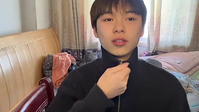 Snapshot of xiaottt1918 chatting on January 15, 6:01 am xiaottt1918 online show from January 15, 6:01 am