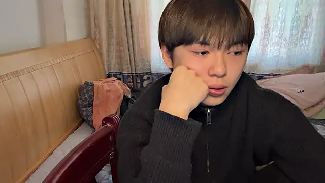 Snapshot of xiaottt1918 chatting on January 15, 9:02 am xiaottt1918 online show from January 15, 9:02 am