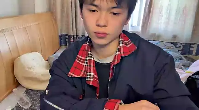 Snapshot of xiaottt1918 chatting on January 20, 8:19 am xiaottt1918 online show from January 20, 8:19 am