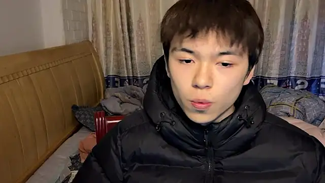 Snapshot of xiaottt1918 chatting on January 24, 11:15 am xiaottt1918 online show from January 24, 11:15 am