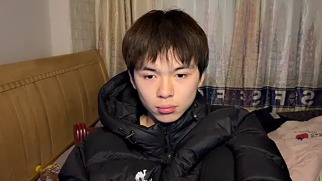 Snapshot of xiaottt1918 chatting on January 25, 9:47 am xiaottt1918 online show from January 25, 9:47 am