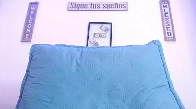 Snapshot of harrytomson_1 chatting on February 19, 9:06 am harrytomson 1 online show from February 19, 9:06 am