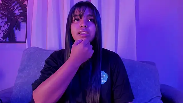 zoe roux21 online show from November 6, 2:56 am