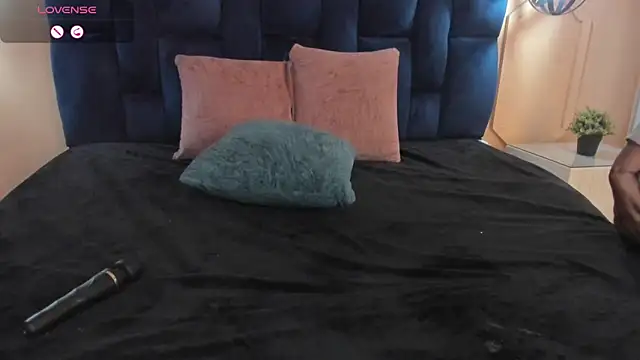 Snapshot of Yazmin_rouse chatting on January 16, 5:12 pm Yazmin rouse online show from January 16, 5:12 pm