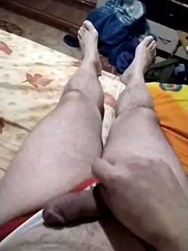 Snapshot of nudistu021 chatting on December 5, 4:03 pm nudistu021 online show from December 5, 4:03 pm