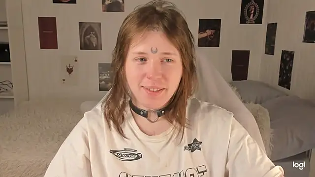 Snapshot of Spliti_moon chatting on February 7, 10:08 am Spliti moon online show from February 7, 10:08 am