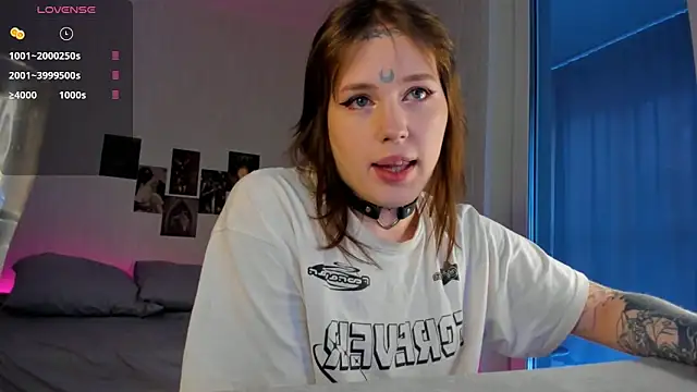 Snapshot of Spliti_moon chatting on February 15, 10:58 am Spliti moon online show from February 15, 10:58 am