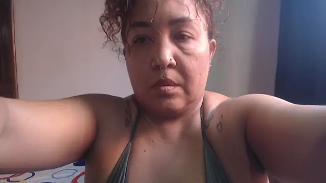 Snapshot of cougar_town chatting on June 1, 7:59 pm cougar town online show from June 1, 7:59 pm