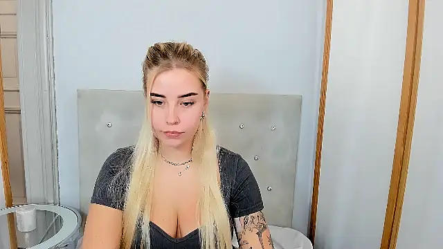 KristyHoney online show from March 9, 9:46 am