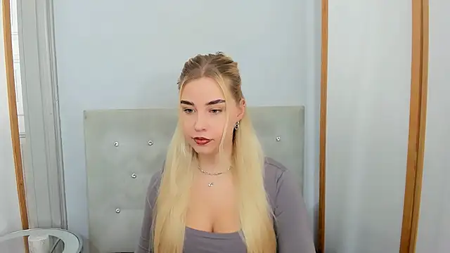 KristyHoney online show from March 17, 6:18 am