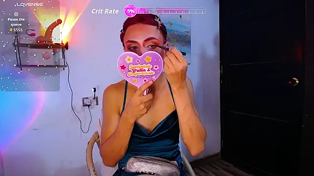 Snapshot of LiahGrey7 chatting on June 13, 4:16 pm LiahGrey7 online show from June 13, 4:16 pm