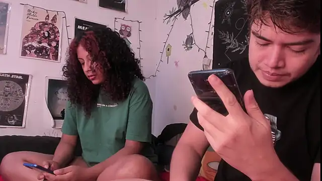 hothoneychile online show from November 4, 2:43 am