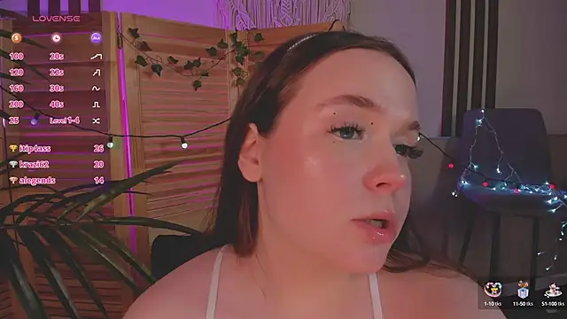 SunnyRisha online show from December 27, 8:45 am