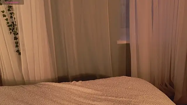 SunnyRisha online show from October 24, 5:04 am