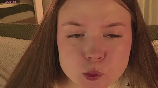 SunnyRisha online show from December 15, 5:12 am