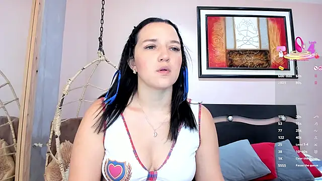 Snapshot of _EmilyJireh_ chatting on May 28, 7:11 pm EmilyJireh online show from May 28, 7:11 pm